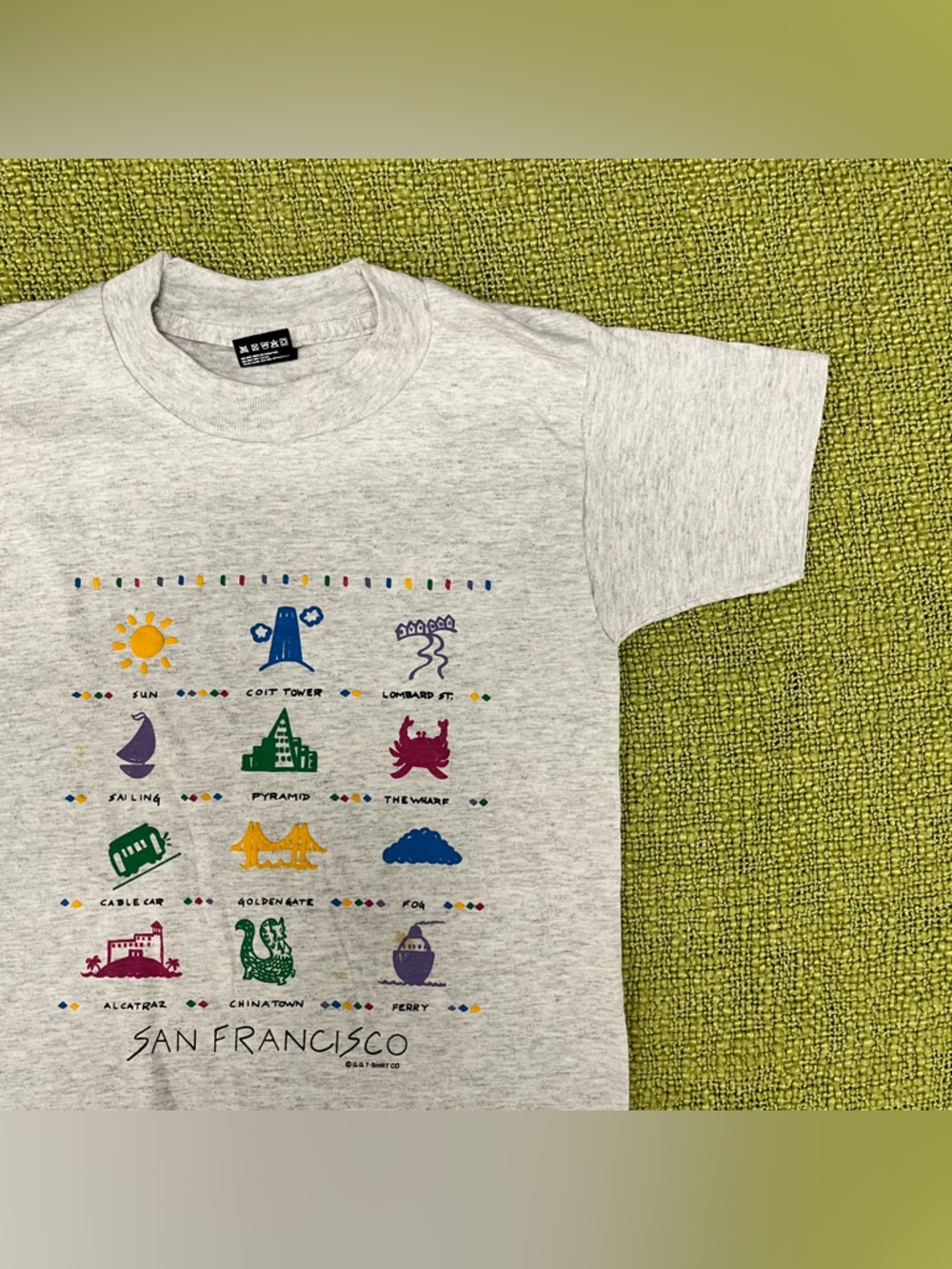 Vintage 90s San Francisco T-shirt colorful Youth 6-8